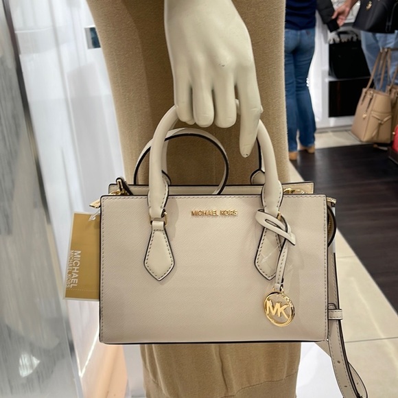 Michael Kors Sheila Small Center Zip Satchel Shoulder Crossbody Bag Non Leather - Picture 4 of 16